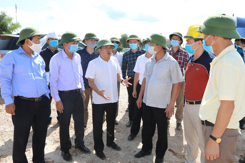 Hoàn thành đường 1.300 tỷ nối khu công nghiệp Cái Lân với cao tốc trước ngày 15/9 - Ảnh 2. Hoàn thành đường 1.300 tỷ nối khu công nghiệp Cái Lân với cao tốc trước ngày 15/9 - Ảnh 2.