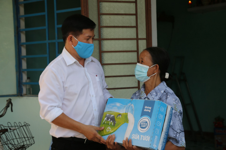 Cô Gái Hà Lan tiếp tục hỗ trợ 120.000 sản phẩm sữa đến tuyến đầu chống dịch - Ảnh 2.