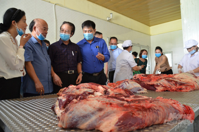 Hồi hộp như mổ bò Nhật giữa Hà Nội - Ảnh 5. Hồi hộp như mổ bò Nhật giữa Hà Nội - Ảnh 5.