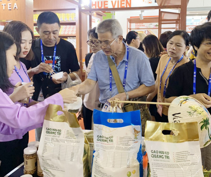 Gạo hữu cơ 'vô cùng sạch' của Quảng Trị bước ra thị trường - Ảnh 3. Gạo hữu cơ 'vô cùng sạch' của Quảng Trị bước ra thị trường - Ảnh 3.