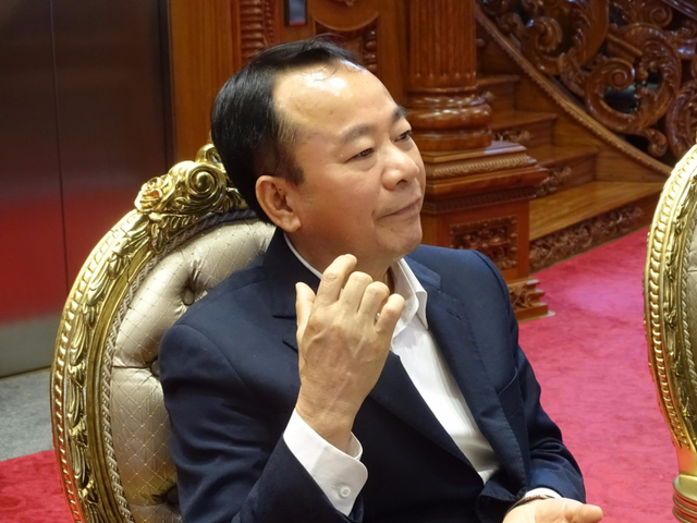 Đại gia xăng dầu Ngô Văn Phát đứng sau hàng loạt doanh nghiệp "ma" - Ảnh 1. Đại gia xăng dầu Ngô Văn Phát đứng sau hàng loạt doanh nghiệp "ma" - Ảnh 1.