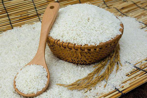 Tại sao nhà giàu không dùng thùng nhựa đựng gạo? - Ảnh 1. Tại sao nhà giàu không dùng thùng nhựa đựng gạo? - Ảnh 1.