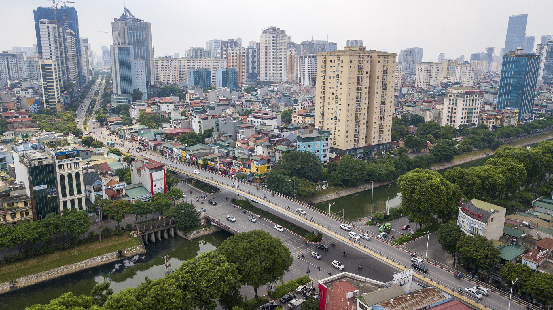 ẢNH: Những cầu vượt làm thay đổi diện mạo Hà Nội - Ảnh 3.