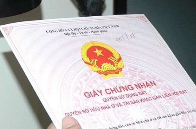 Sang tên Sổ đỏ cho con có phải nộp thuế, lệ phí không? - Ảnh 1. Sang tên Sổ đỏ cho con có phải nộp thuế, lệ phí không? - Ảnh 1.