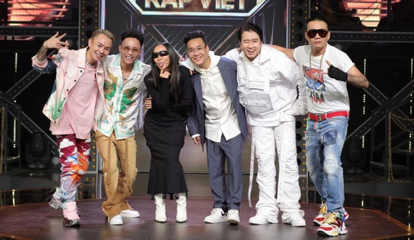 Đối đầu cực gắt, Rap Việt và King Of Rap chương trình nào thú vị hơn? - Ảnh 1.