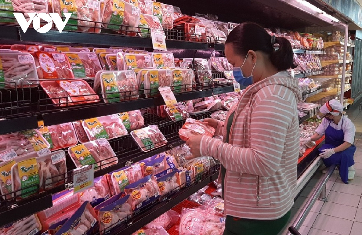 Vì sao giá heo hơi tăng trở lại, trong khi cơ quan chức năng nói giá sẽ giảm? - Ảnh 2. Vì sao giá heo hơi tăng trở lại, trong khi cơ quan chức năng nói giá sẽ giảm? - Ảnh 2.