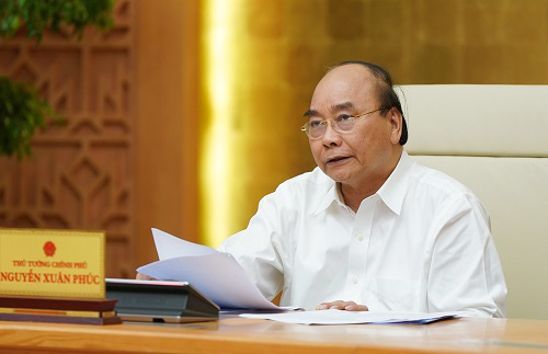 Thủ tướng: Mở thêm các đường bay quốc tế nhưng phải kiểm soát dịch COVID-19 - Ảnh 1. Thủ tướng: Mở thêm các đường bay quốc tế nhưng phải kiểm soát dịch COVID-19 - Ảnh 1.