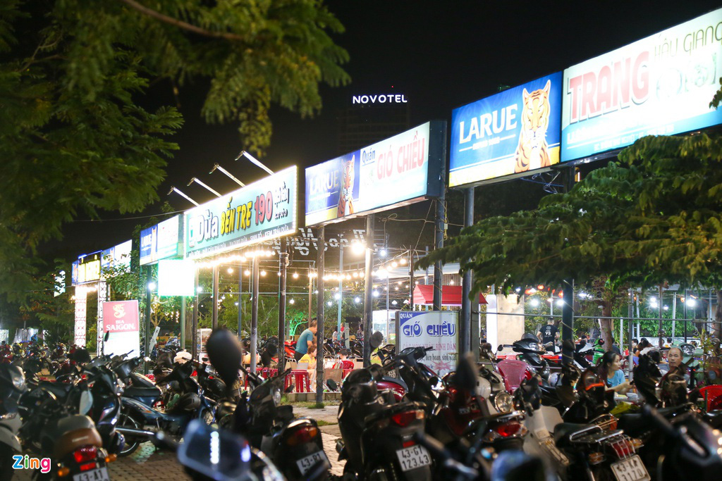 Hoạt động kinh doanh tại Đà Nẵng vẫn ảm đạm - Ảnh 10. Hoạt động kinh doanh tại Đà Nẵng vẫn ảm đạm - Ảnh 10.