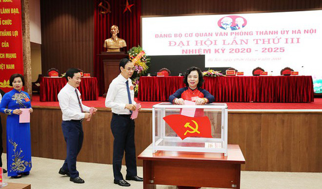 Hà Nội: Thực hiện quy trình công tác nhân sự, kiện toàn các chức danh lãnh đạo - Ảnh 1.