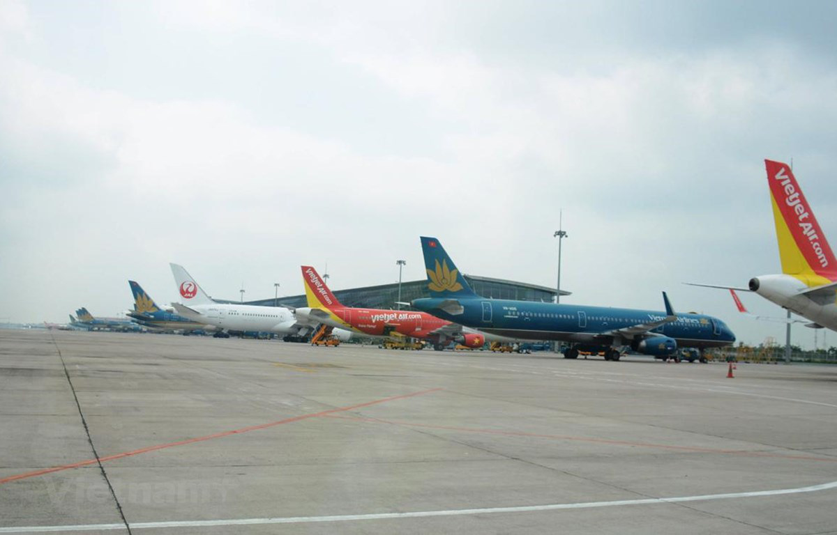 Mở lại đường bay quốc tế: Sẽ hiệu quả nếu cách làm tạo được niềm tin - Ảnh 1.