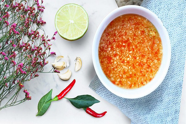 8 tuyệt chiêu làm nước chấm thịt nướng chua, cay, ngọt, mặn ngon &quot;quên sầu&quot; - Ảnh 5.