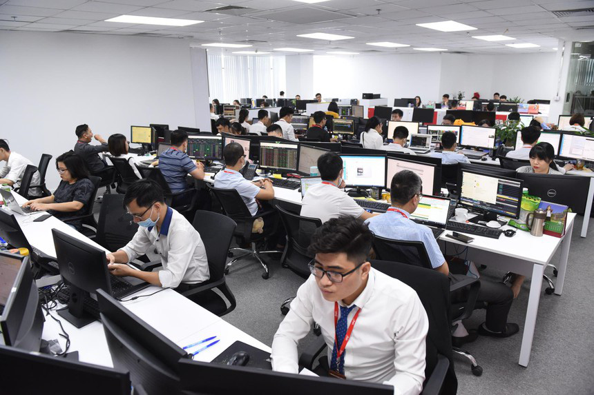 Phân hóa sâu sắc trong khối công ty chứng khoán - Ảnh 1. Phân hóa sâu sắc trong khối công ty chứng khoán - Ảnh 1.