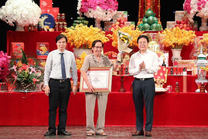 Xúc động và trang trọng ngày Giỗ tổ sân khấu dân tộc  - Ảnh 1.