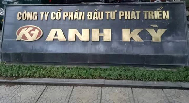 DN trúng thầu lắp khẩu hiệu &quot;mỗi từ gần một tỷ đồng&quot; ở Hoà Bình: Một năm trúng 3 dự án hơn 36 tỷ đồng - Ảnh 1.