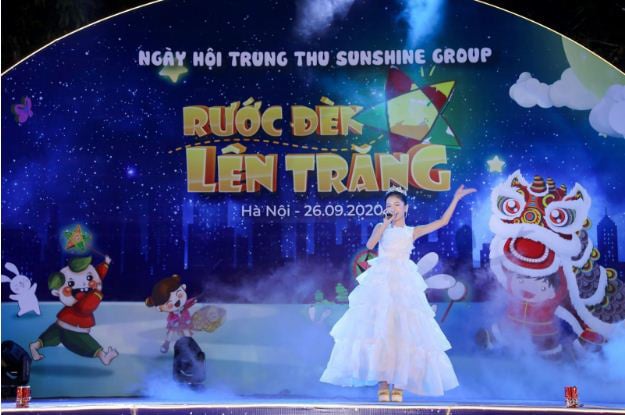 Cư dân nhí tưng bừng ‘Rước đèn lên trăng” trong đêm hội Trung thu của Sunshine Group - Ảnh 5.