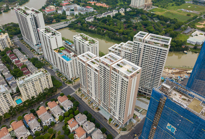 Người Việt đua sở hữu nhà từ 30 tuổi - Ảnh 1. Người Việt đua sở hữu nhà từ 30 tuổi - Ảnh 1.