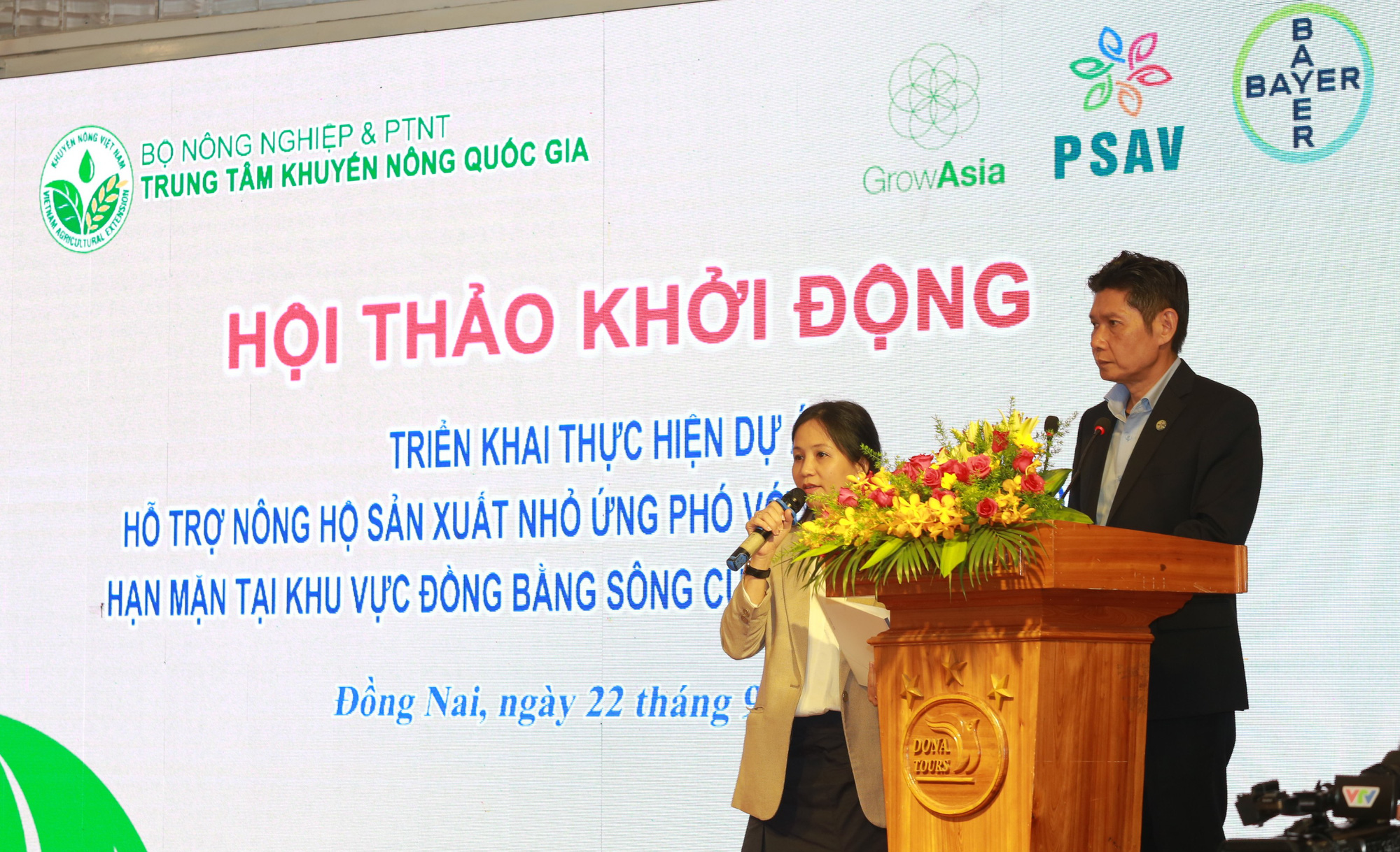Bayer hỗ trợ 80.000 nông hộ &quot;vượt bão&quot; Covid-19 và hạn mặn - Ảnh 2.