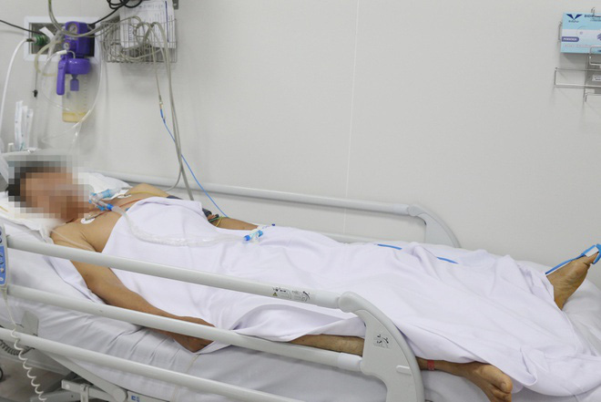 Ai bồi thường cho nạn nhân bị ngộ độc pate Minh Chay? - Ảnh 2. Ai bồi thường cho nạn nhân bị ngộ độc pate Minh Chay? - Ảnh 2.