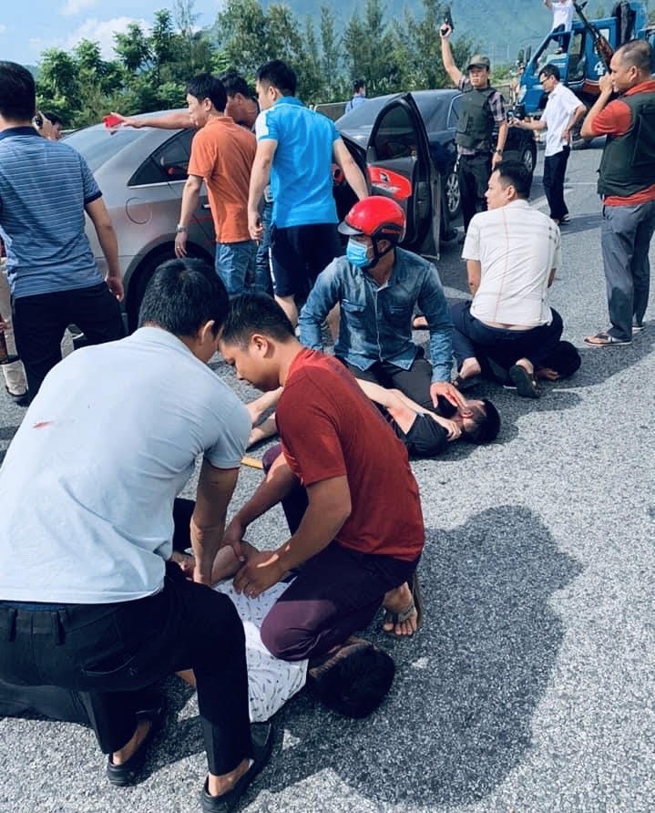 Nổ súng, bắt ma tuý trên Quốc lộ 1A - Ảnh 1.