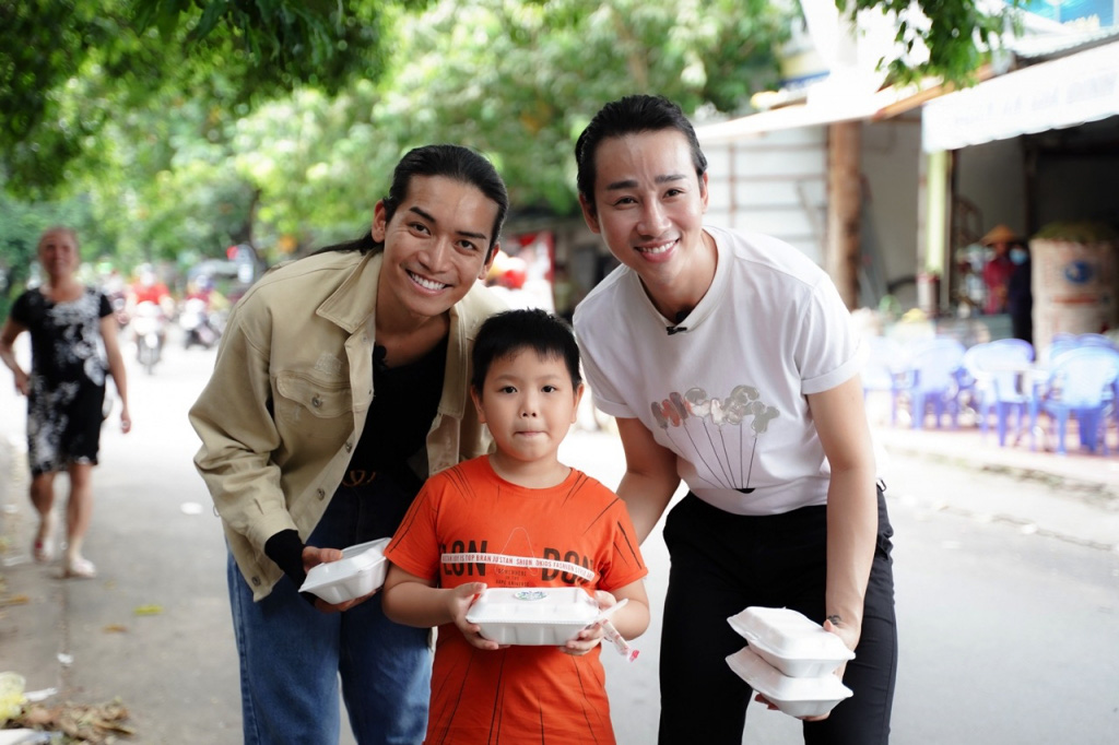 BB Trần, Hải Triều thực hiện ngày may mắn cho nhân vật &quot;liên tính&quot; bị cha ruột đánh đập  - Ảnh 7.