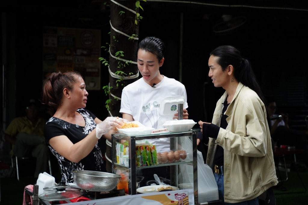 BB Trần, Hải Triều thực hiện ngày may mắn cho nhân vật &quot;liên tính&quot; bị cha ruột đánh đập  - Ảnh 4.