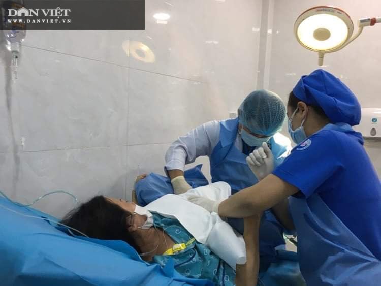 TP.HCM đón chào những công dân &quot;nhí&quot; đầu tiên của năm 2021 - Ảnh 1.