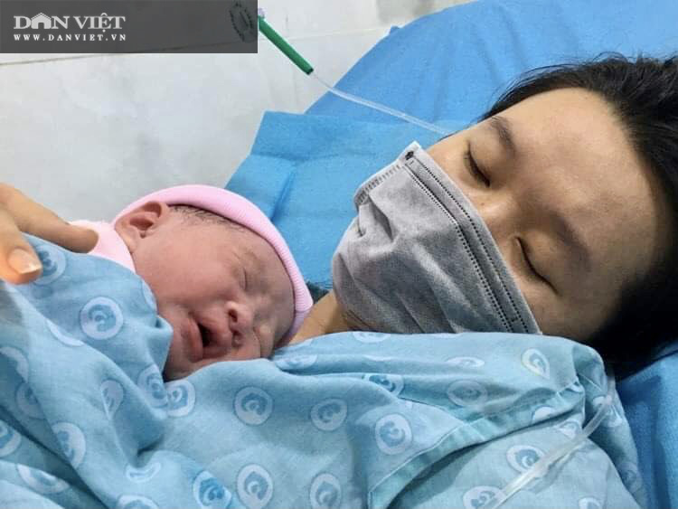 TP.HCM đón chào những công dân &quot;nhí&quot; đầu tiên của năm 2021 - Ảnh 8.