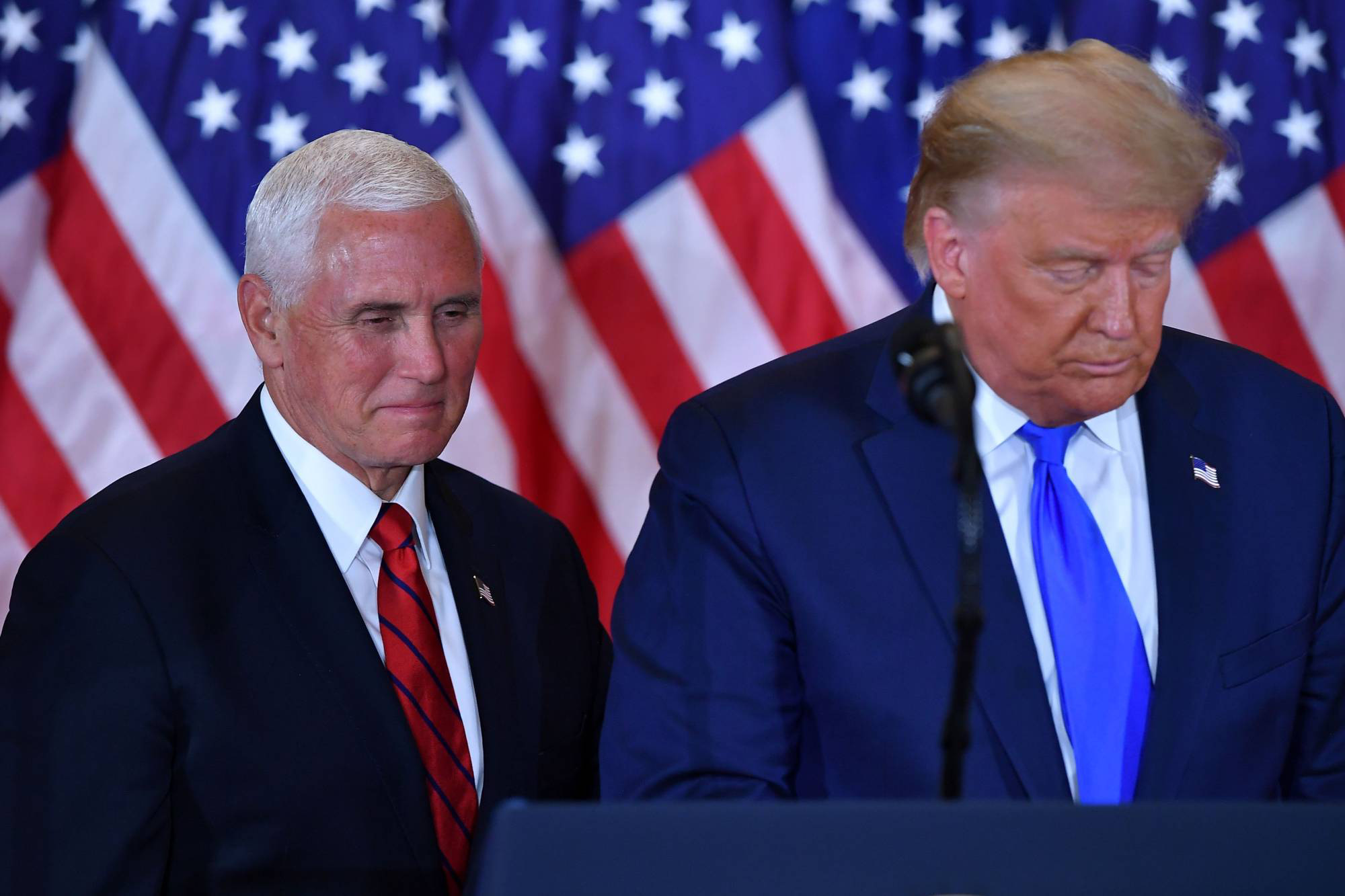 Không có chuyện "phế truất" ông Trump! - Ảnh 1. Không có chuyện "phế truất" ông Trump! - Ảnh 1.