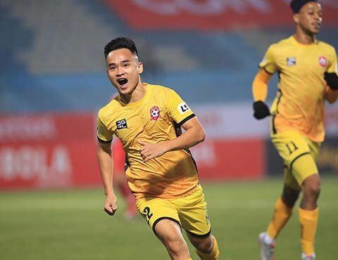 Những gương mặt ấn tượng nhất vòng 1- V.League 2021: Có bom tấn của Nam Định - Ảnh 2.