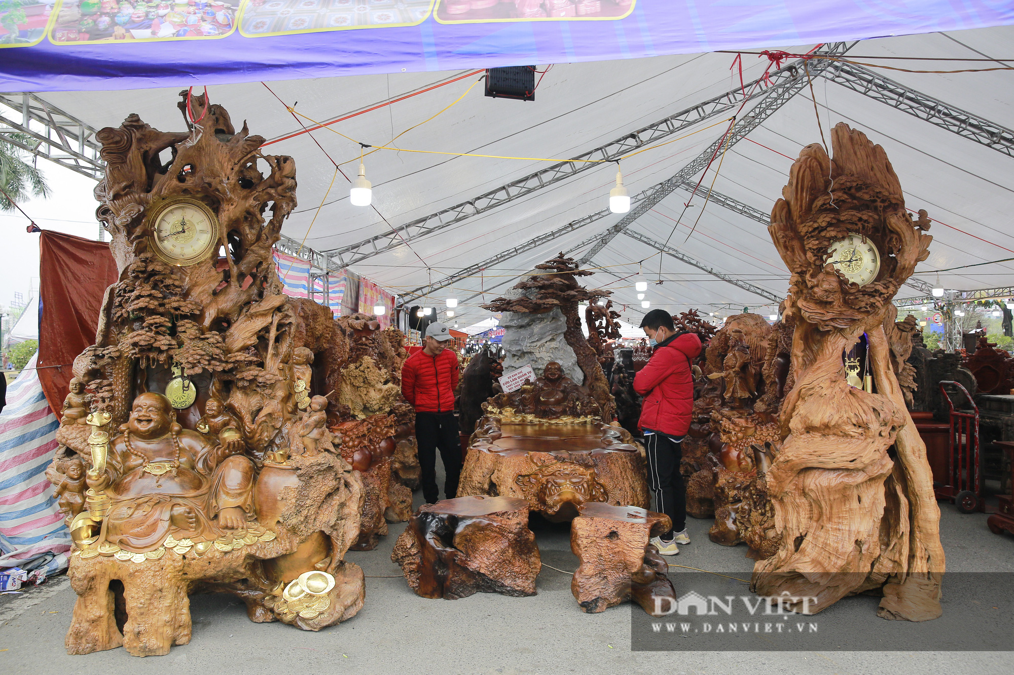 Cửu lân quần tụ