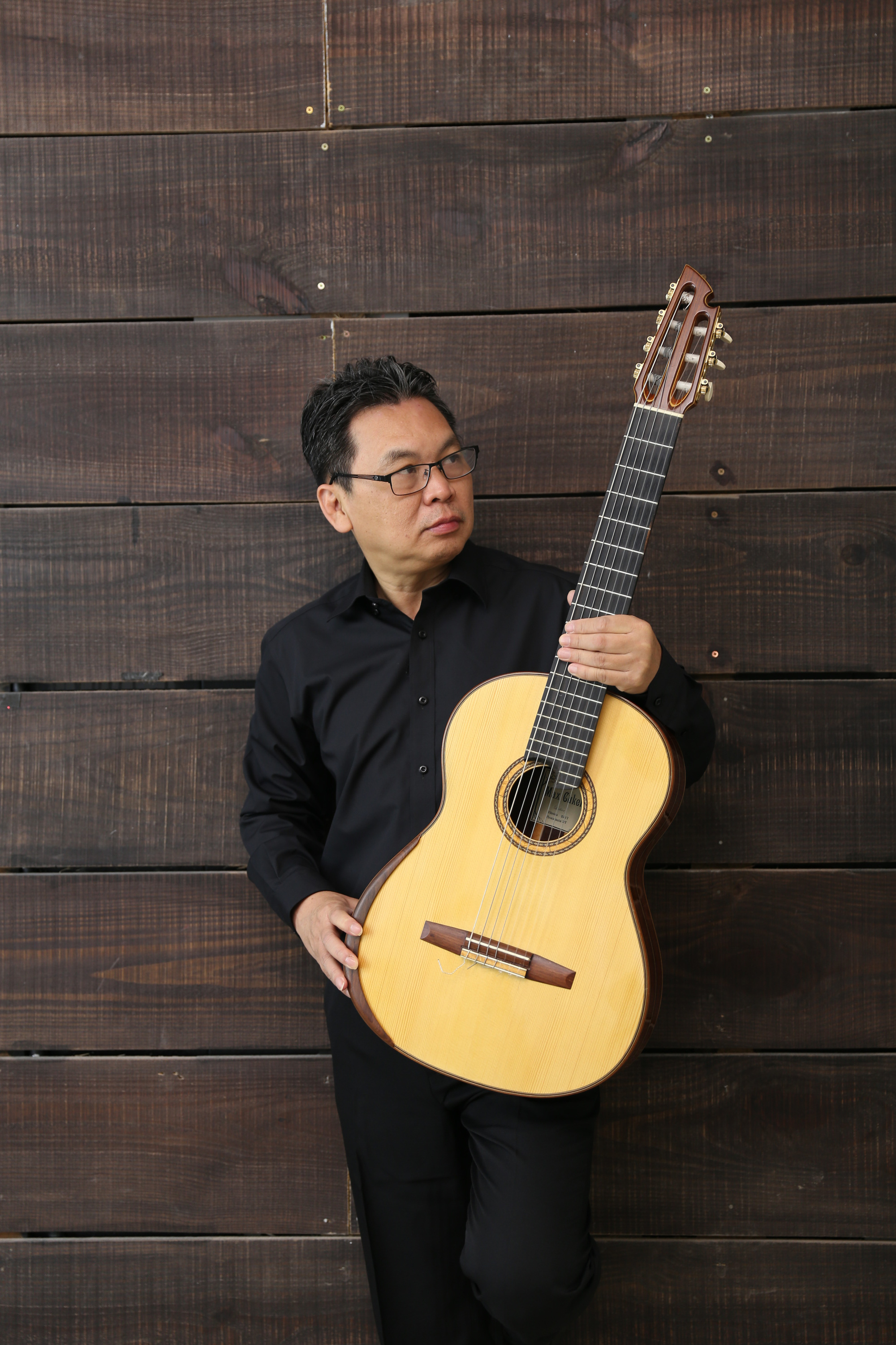 Người &quot;Góp lá mùa xuân&quot; tái ngộ khán giả mê guitar cổ điển - Ảnh 1.