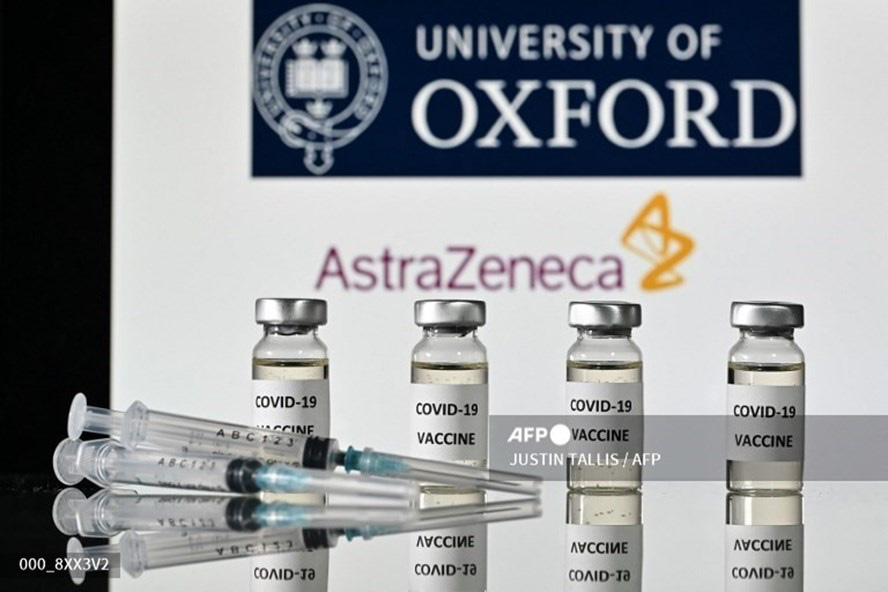 Nhiều nước cấp phép sử dụng vaccine Covid-19 của AstraZeneca - Ảnh 1. Nhiều nước cấp phép sử dụng vaccine Covid-19 của AstraZeneca - Ảnh 1.