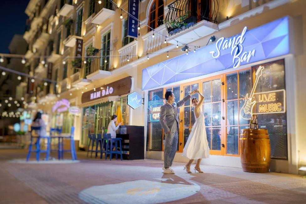 Bức tranh cuộc sống trọn vẹn ở Sun Grand City New An Thoi - Ảnh 10.