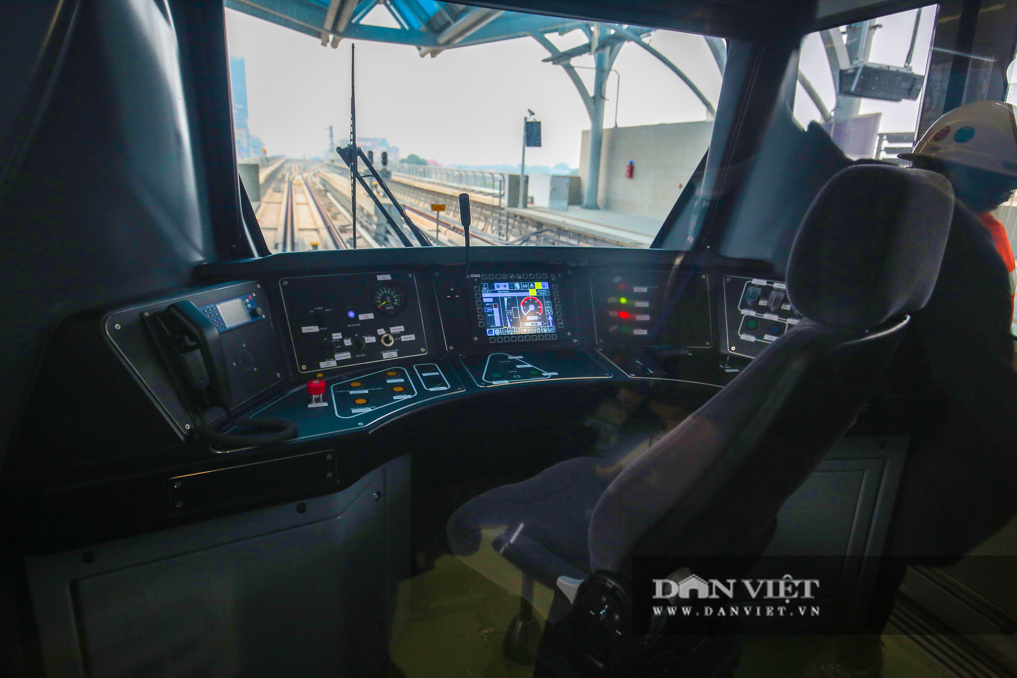 Khám phá bên trong trong toa tàu metro Nhổn - Ga Hà Nội  - Ảnh 8.