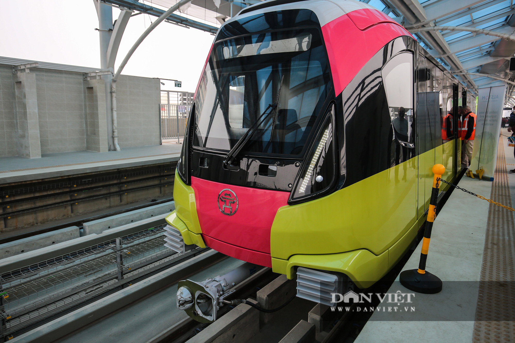 Khám phá bên trong trong toa tàu metro Nhổn - Ga Hà Nội  - Ảnh 5.