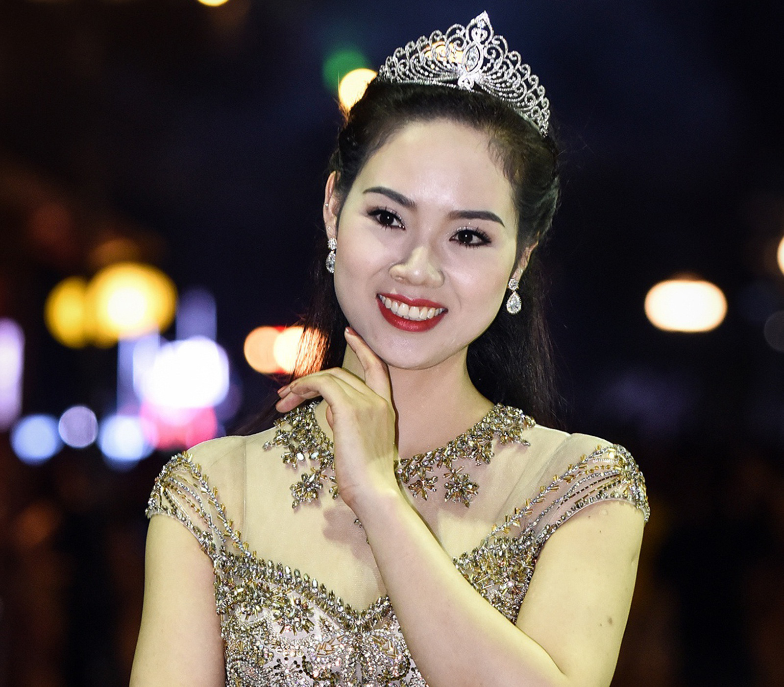 Những hoa hậu, á hậu lựa chọn du học - Ảnh 6.