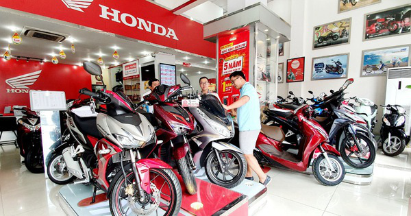 Doanh số bán xe máy tiếp tục “lao dốc” - Ảnh 1. Doanh số bán xe máy tiếp tục “lao dốc” - Ảnh 1.