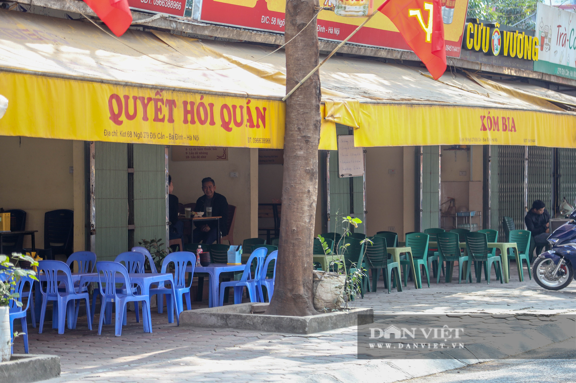 Hà Nội phòng dịch gắt gao, nhà hàng quán nhậu đìu hiu bất ngờ - Ảnh 3.