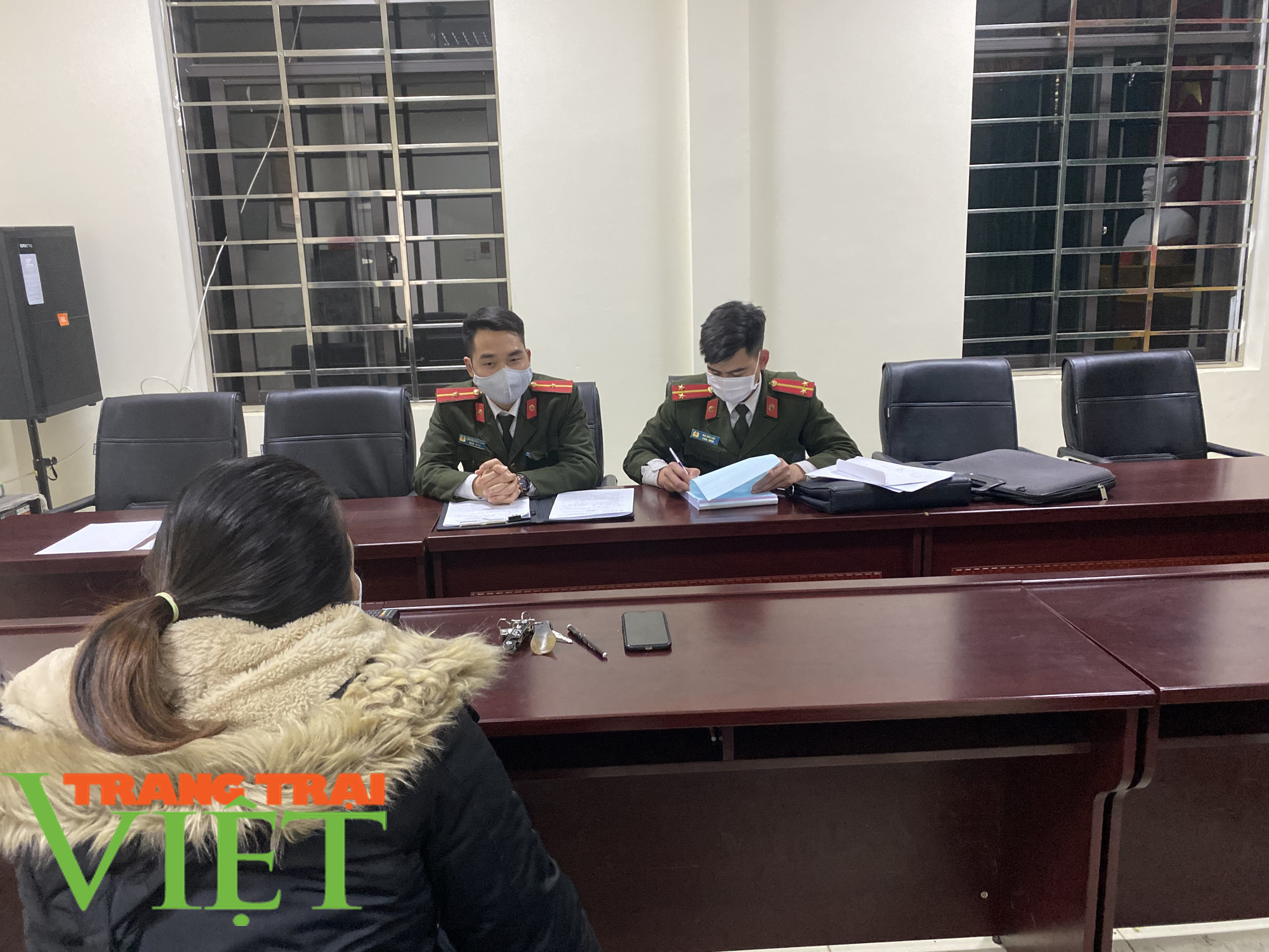 Sơn La: Phạt tiền 15 triệu đồng đối với 2 trường hợp thông tin không đúng về dịch Covid-19 - Ảnh 3. Sơn La: Phạt tiền 15 triệu đồng đối với 2 trường hợp thông tin không đúng về dịch Covid-19 - Ảnh 3.