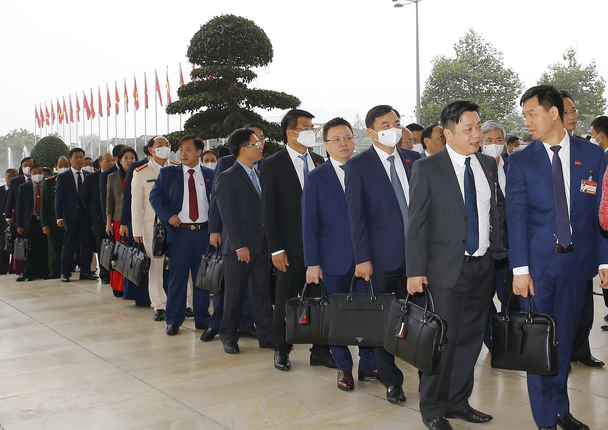 Ảnh: Ngày 29/1, Đại hội XIII tiếp tục làm việc về công tác nhân sự - Ảnh 16.