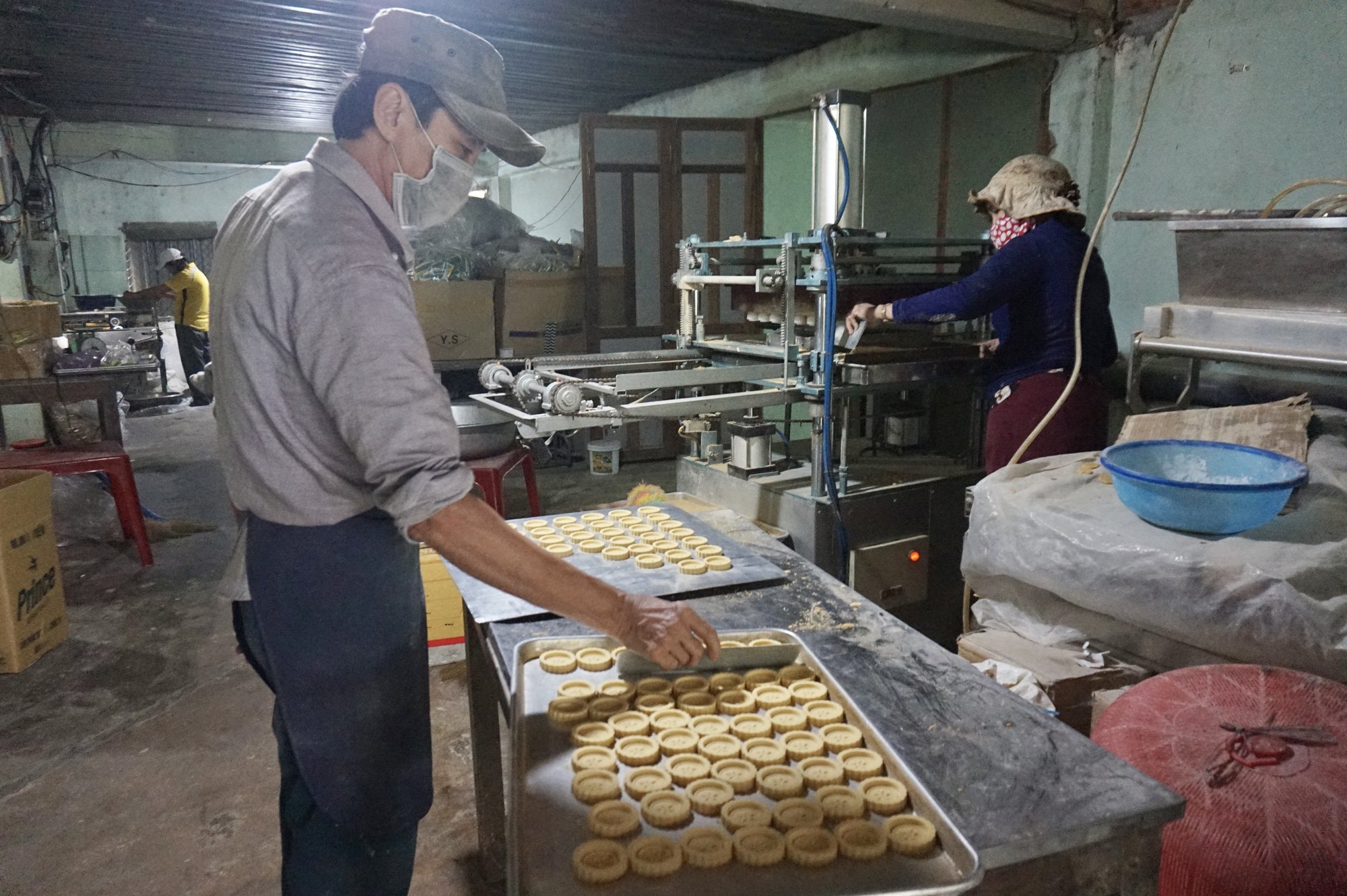 Quảng Nam: Bánh in hút hàng, Tết đến sớm trên quê hương làm bánh cổ truyền An Lạc - Ảnh 2.