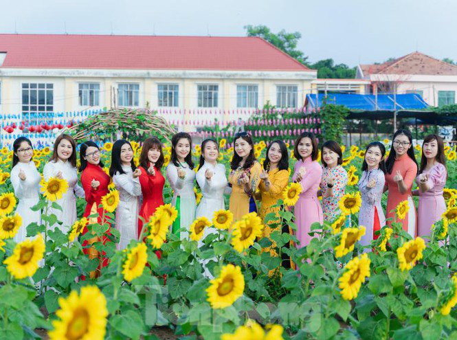 Kỹ sư 9X rời phố thị làm nông trại đẹp như ‘thiên đường’ - Ảnh 4. Kỹ sư 9X rời phố thị làm nông trại đẹp như ‘thiên đường’ - Ảnh 4.
