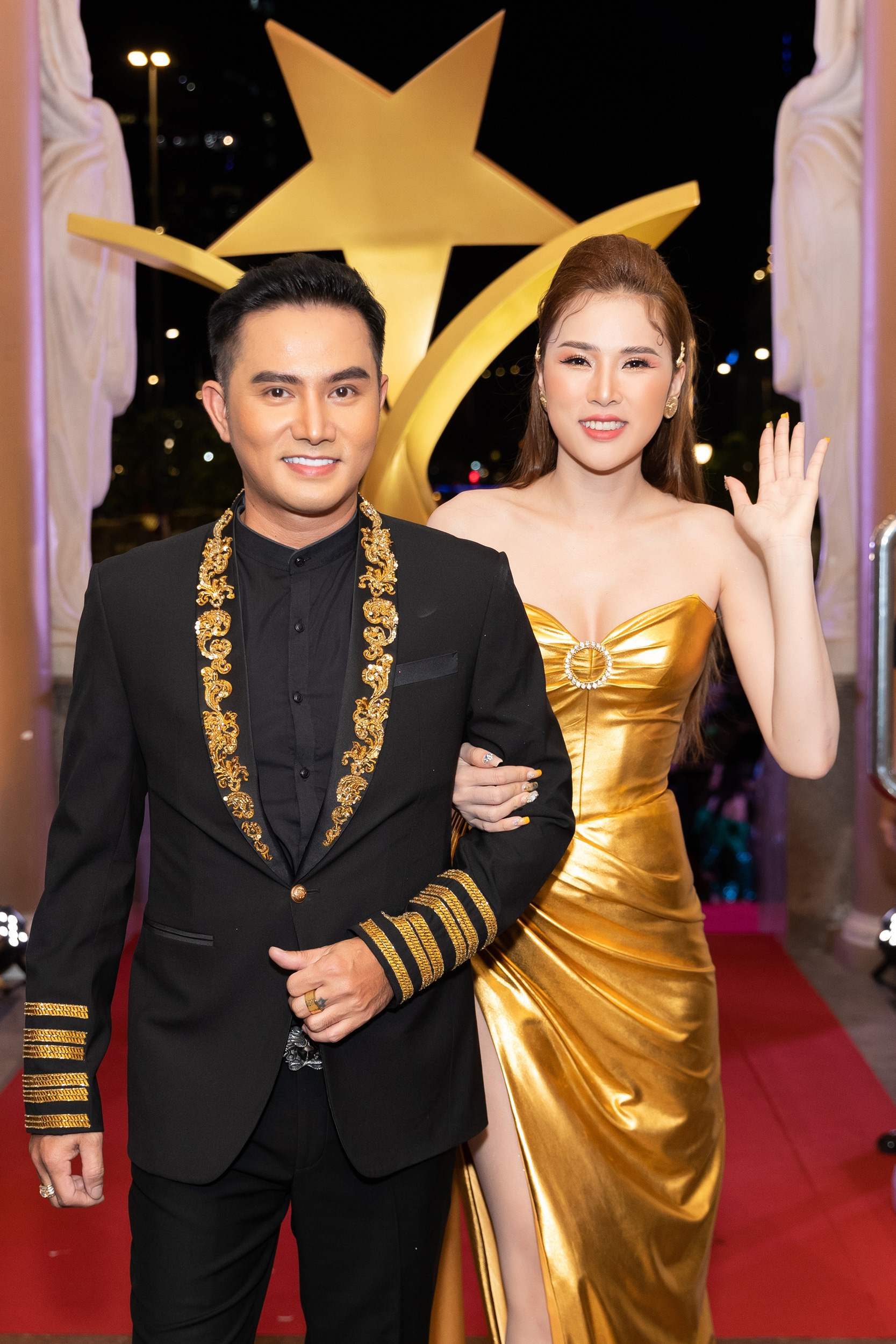 Miss Bikini Kim Yến: “Thay vì mua nhà tôi để dành tiền đi học” - Ảnh 1.