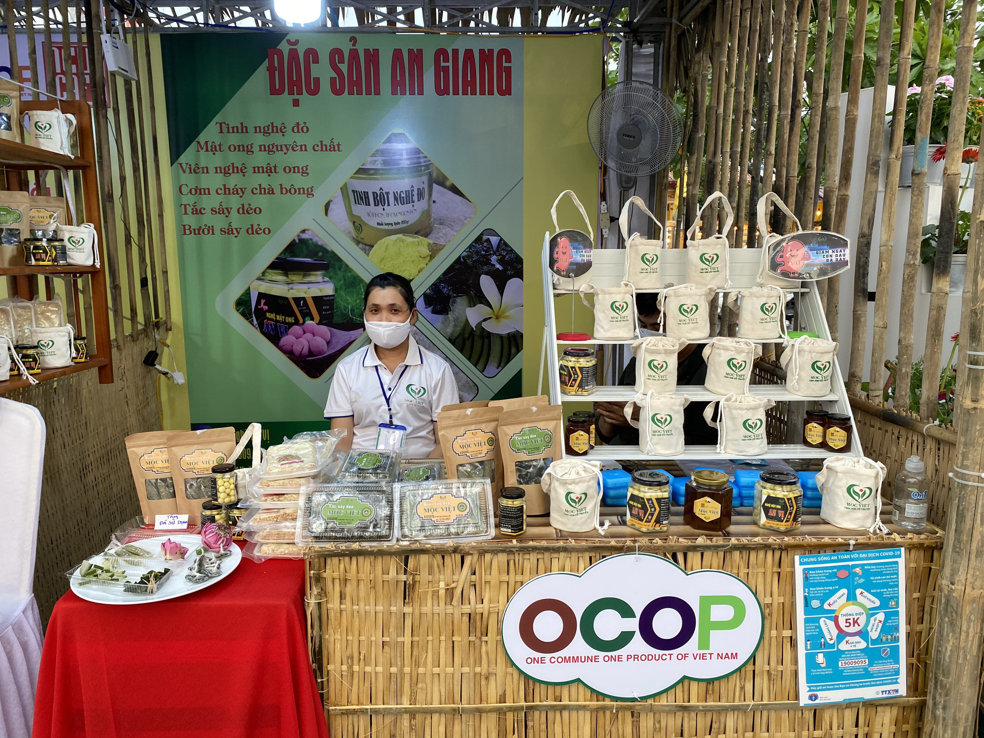An Giang: Đưa sản phẩm OCOP đến tay người tiêu dùng - Ảnh 1.