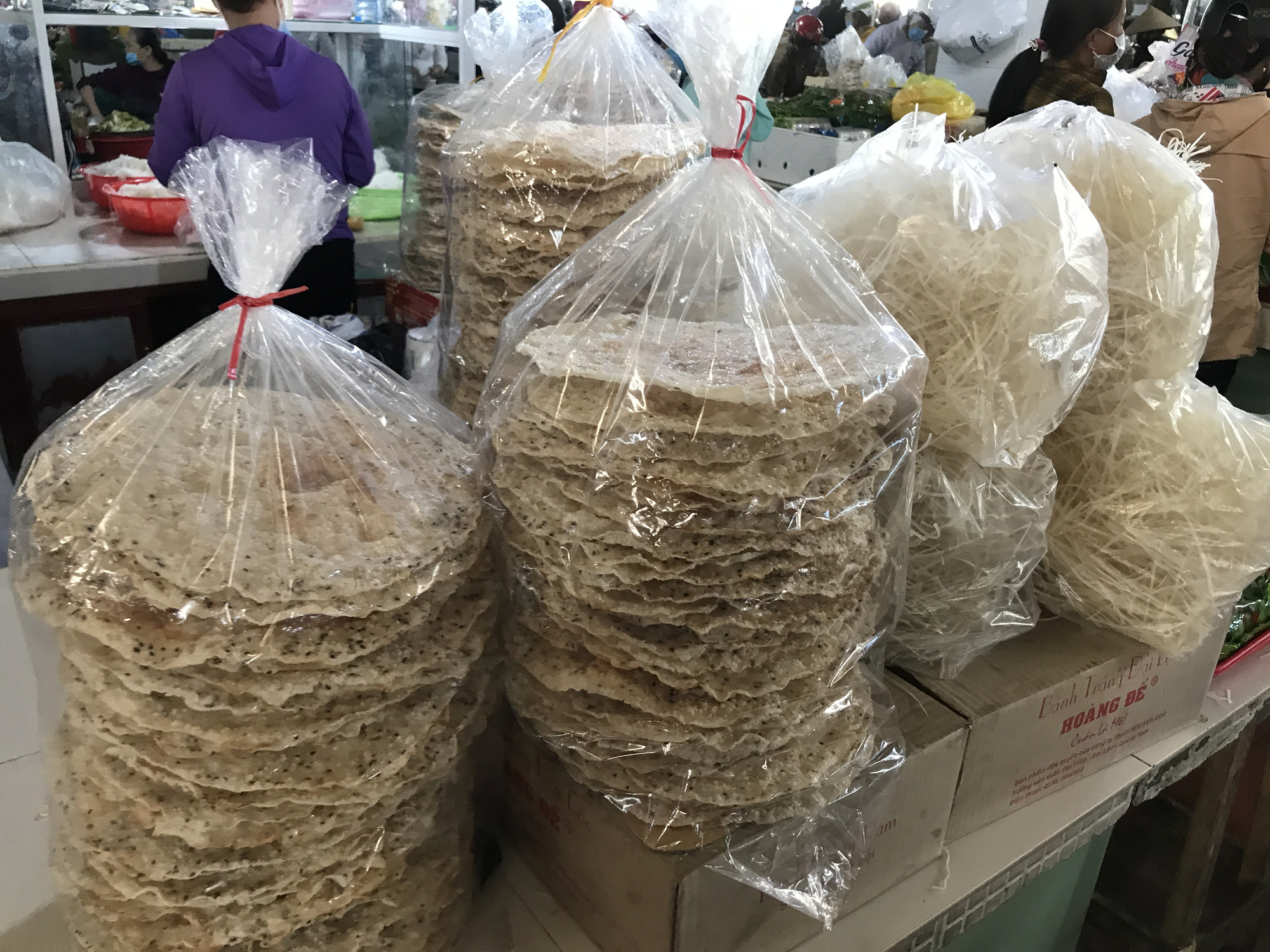 Đà Nẵng: Điều gì đặc biệt tại phiên chợ quê ngày 30 Tết? - Ảnh 5. Đà Nẵng: Điều gì đặc biệt tại phiên chợ quê ngày 30 Tết? - Ảnh 5.