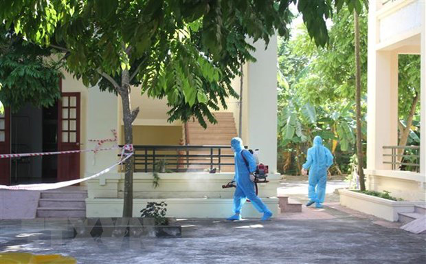 Nghệ An ra thông báo khẩn về trường hợp nghi mắc Covid-19 - Ảnh 1.
