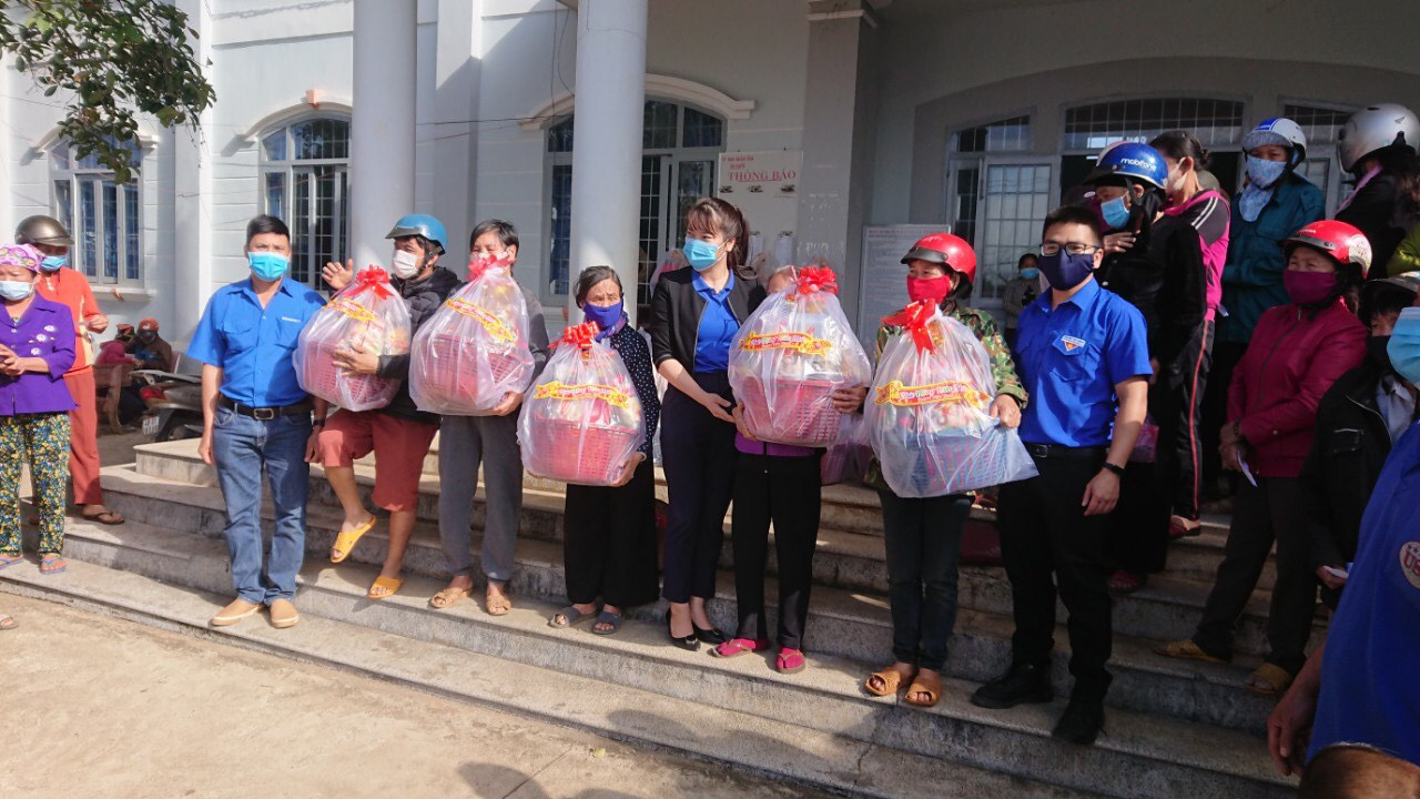 Công ty CP Thủy điện – Điện lực 3: Sản xuất kinh doanh hiệu quả, tích cực tham gia công tác an sinh xã hội - Ảnh 3. Công ty CP Thủy điện – Điện lực 3: Sản xuất kinh doanh hiệu quả, tích cực tham gia công tác an sinh xã hội - Ảnh 3.