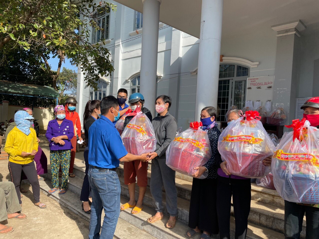 Công ty CP Thủy điện – Điện lực 3: Sản xuất kinh doanh hiệu quả, tích cực tham gia công tác an sinh xã hội - Ảnh 4. Công ty CP Thủy điện – Điện lực 3: Sản xuất kinh doanh hiệu quả, tích cực tham gia công tác an sinh xã hội - Ảnh 4.