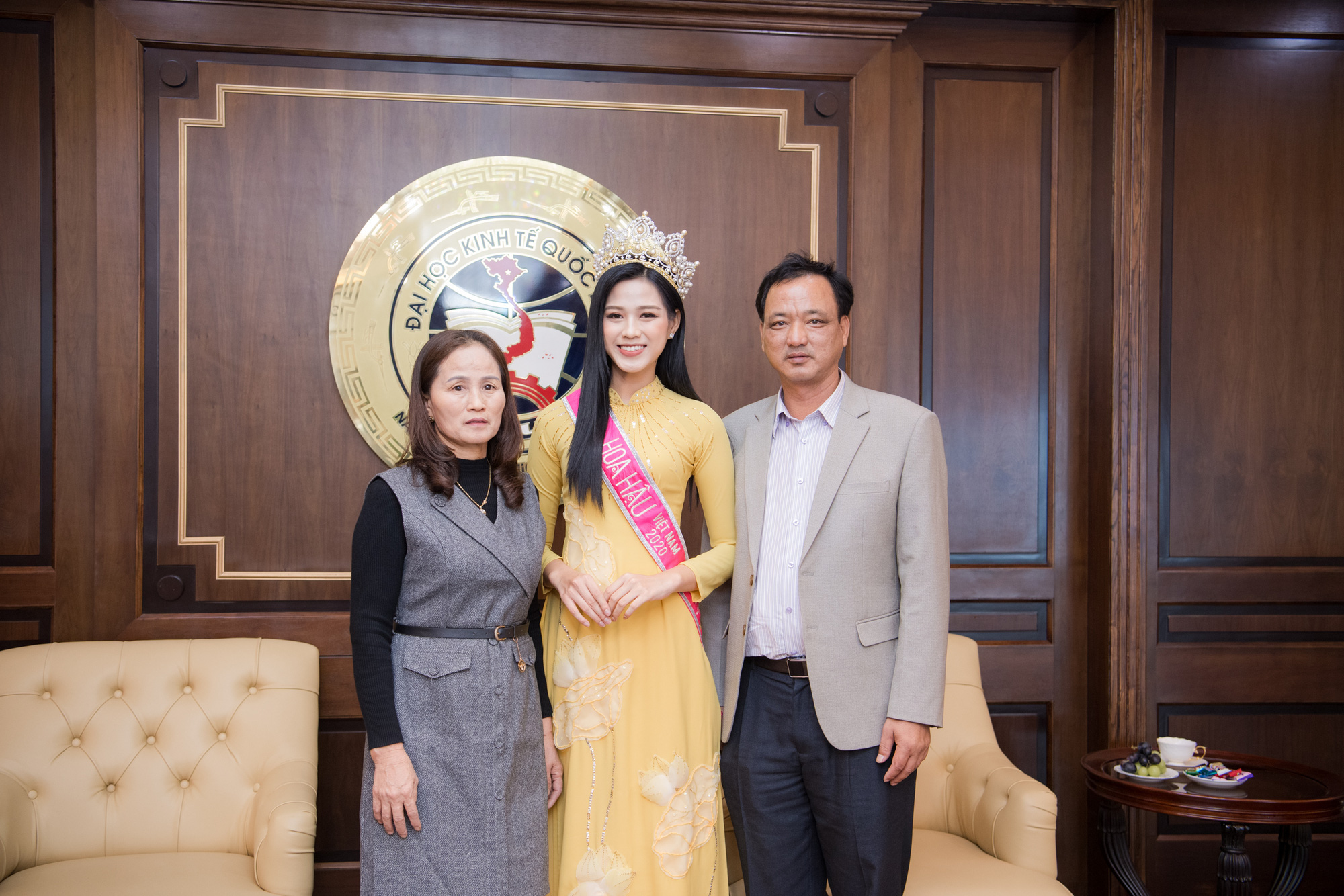 Vì sao Đỗ Thị Hà muốn lấy một người có vẻ ngoài lạnh lùng ở tuổi 27? - Ảnh 5.
