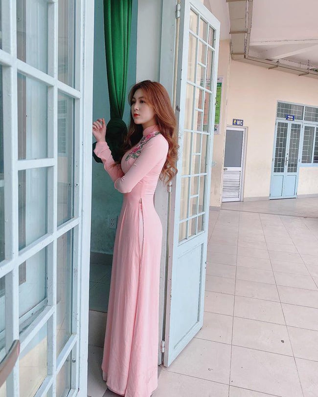 &quot;Cô giáo nóng bỏng, gợi cảm nhất Việt Nam&quot; sở hữu vóc dáng y như người mẫu - Ảnh 3.